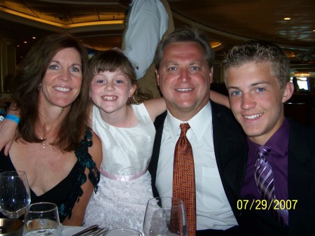 Michelle Chandler Photo 7