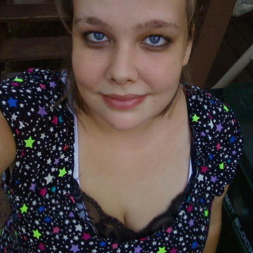 Kathryn Nelson Photo 17