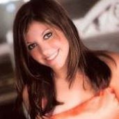 Sarah Holt Photo 26