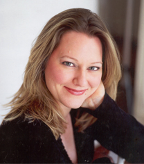 Stacey Snyder Photo 26