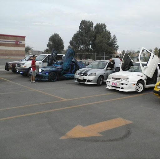 Raymundo Rodriguez Photo 37