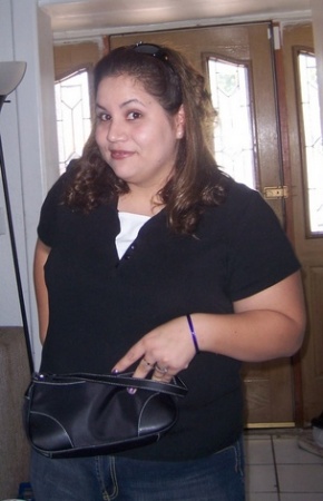 Diana Ruiz Photo 17