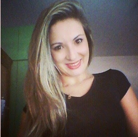 Carla Reis Photo 8
