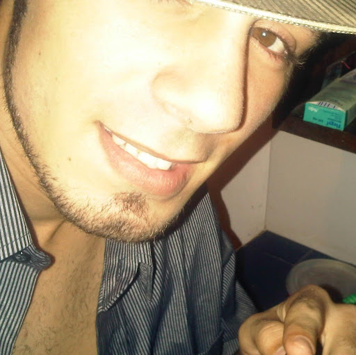 Miguel Chang Photo 7