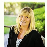 Anne Fay Photo 9