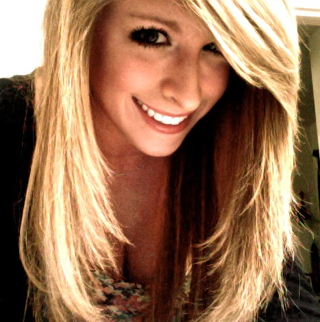 Katie Hylton Photo 17