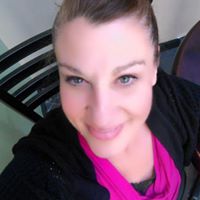 Andrea Burr Photo 11