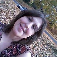 Ellen Ward Photo 26
