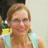 Linda Carpenter Photo 23