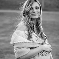 Alison Weaver Photo 36