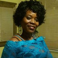 Crystal Lomax Photo 7