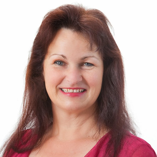 Gillian Robinson Photo 25