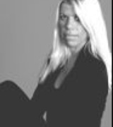 Victoria Martin Photo 6