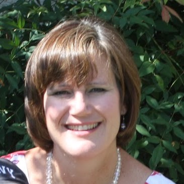 Gena Smith Photo 15