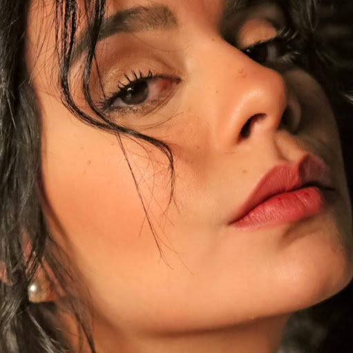 Isabel Montenegro Photo 4