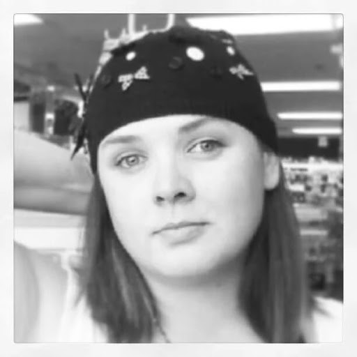 Renee Walker Photo 5