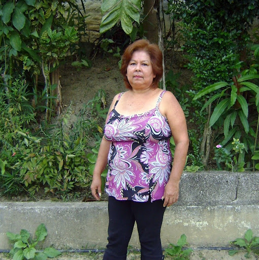 Isabel Salas Photo 13