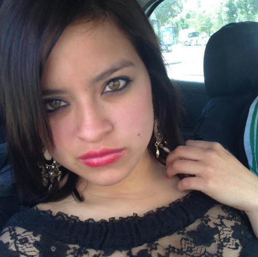 Michelle Chacon Photo 6