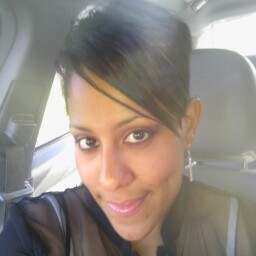 Nadine Gonzalez Photo 8
