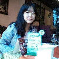 Julie Song Photo 30