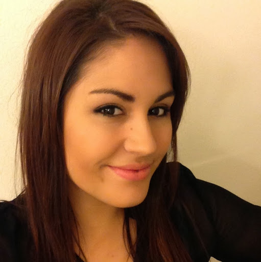 Amanda Gutierrez Photo 35