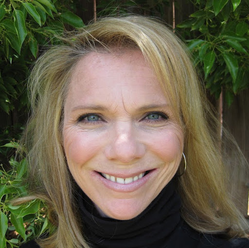 Jennifer Andersen Photo 25