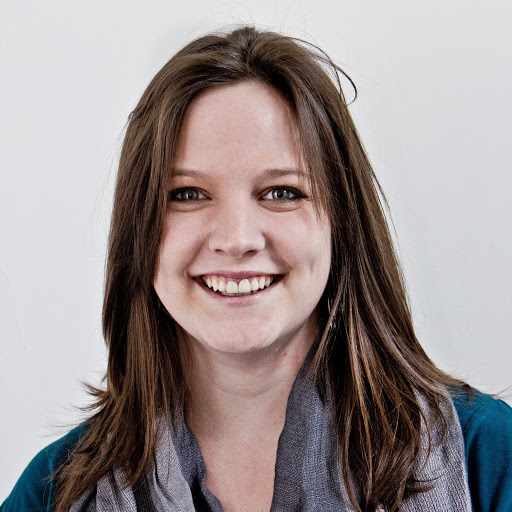 Laura Robinson Photo 42