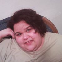 April Duvall Photo 7