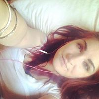 Shauna Davies Photo 14