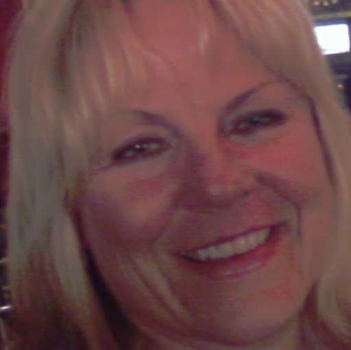 Traci Brown Photo 10