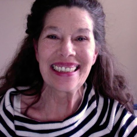 Joanne Lowe Photo 7