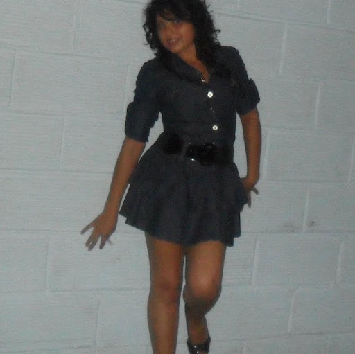 Eli Gomez Photo 11