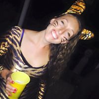 Megan Stewart Photo 33