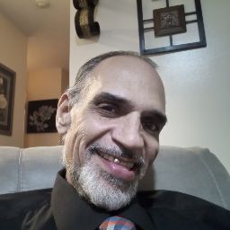 Aaron Robles Photo 19