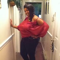 Valerie Plummer Photo 14