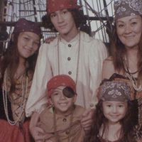 Anna Sparrow Photo 5