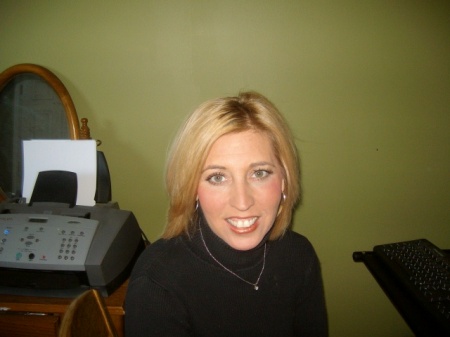 Angela Hall Photo 43