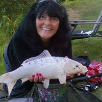 Michele Bates Photo 37