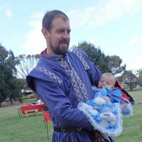 Jason Hewlett Photo 20