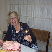 Robyn Travers Photo 2