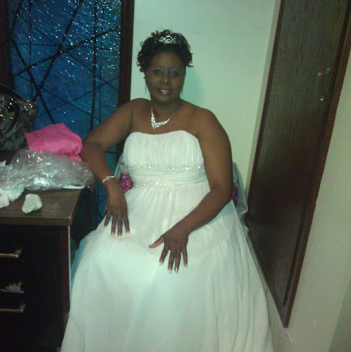 Tonya Sankey Photo 3