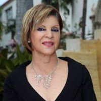 Jeannette Varela Photo 11