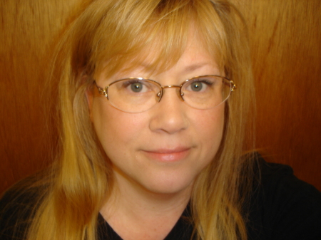 Julie Sanford Photo 10