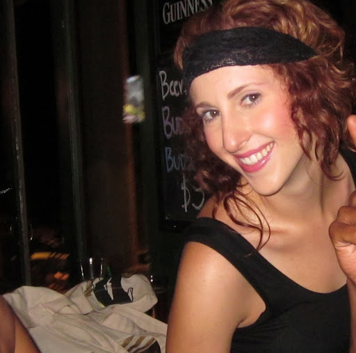 Gillian Anderson Photo 28
