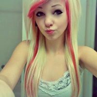 Laura Tyler Photo 32