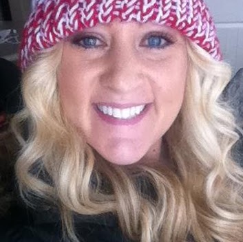 Gina Luke Photo 28