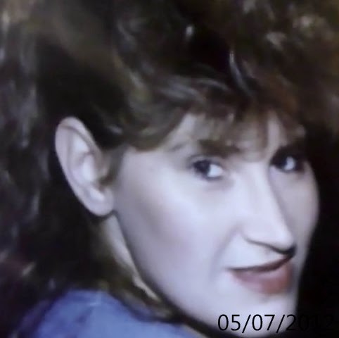 Lisa Blackburn Photo 42
