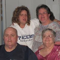 Beth Cummins Photo 30