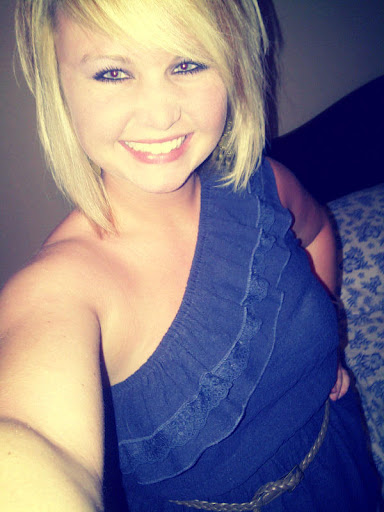 Jessica Gibbs Photo 17