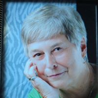 Linda Neil Photo 12